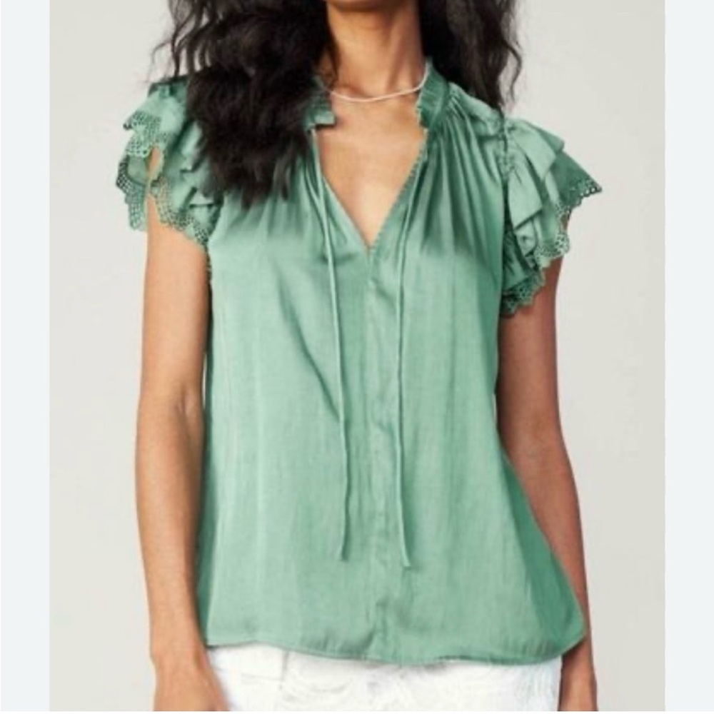 269. Current Air Lace Trim Ruffle Cap Sleeve
Blouse Sage Green Gently Worn Small
